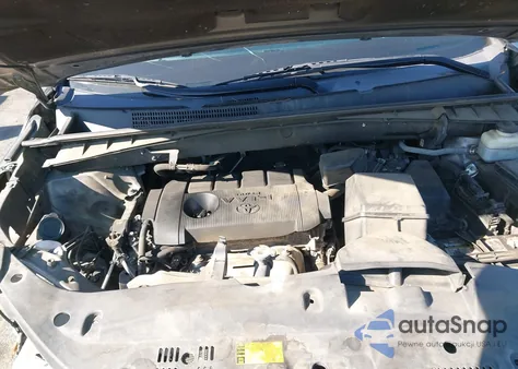 2018 Toyota Highlander Le from USA, damaged, VIN 5TDZARFH0JS036548